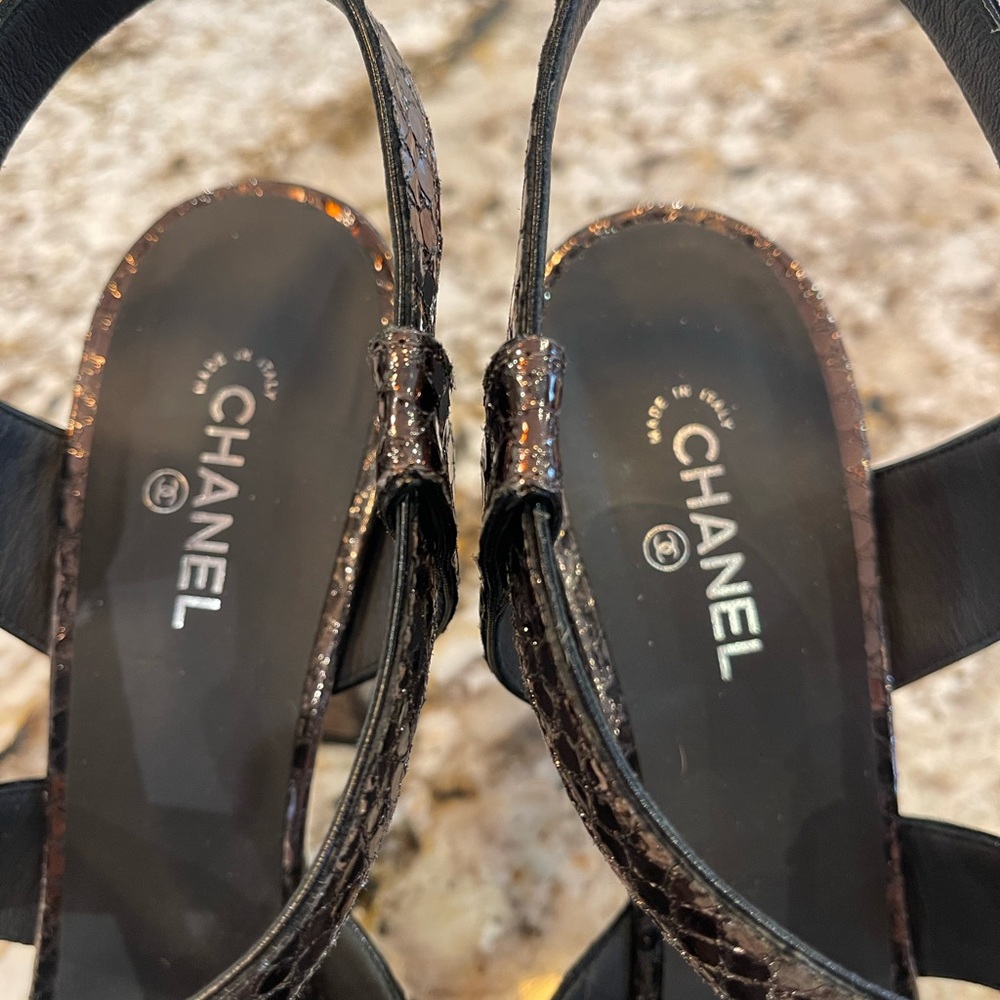 Chanel Python Sandals,Exelent Conditions - image 4